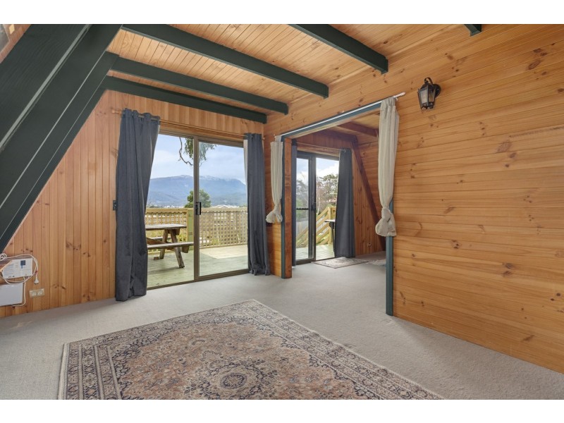 4 Fairview Drive, Kingston TAS 7050