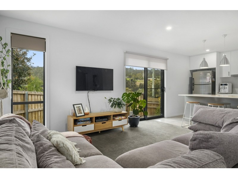 Unit 2/17 Browns Road, Kingston TAS 7050