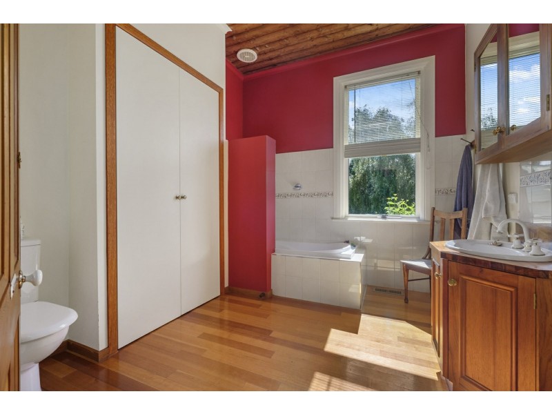75 Saddle Road, Kettering TAS 7155