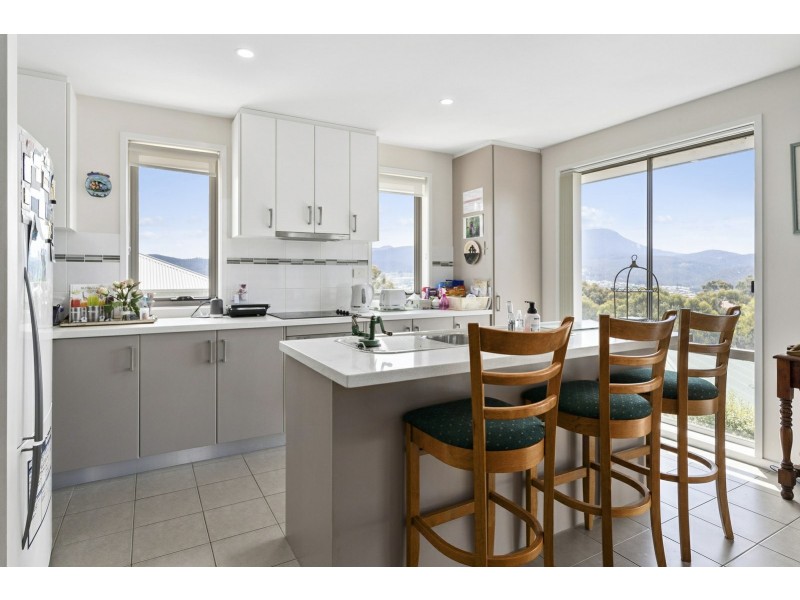 Unit 5/8 Carnation Terrace, Kingston TAS 7050