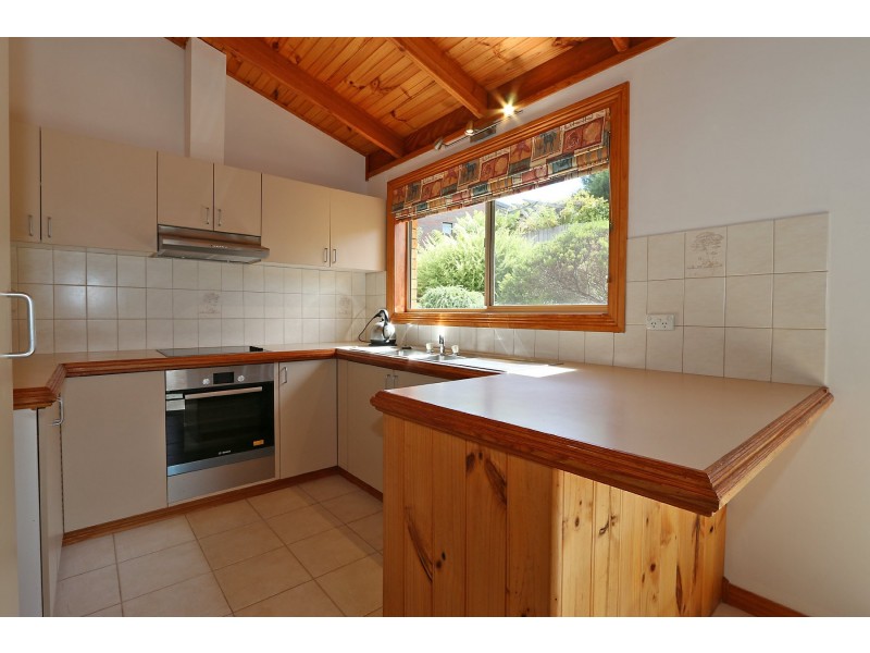 26 Opal Drive, Blackmans Bay TAS 7052