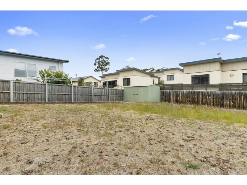 11 Dianella Drive, Blackmans Bay TAS 7052