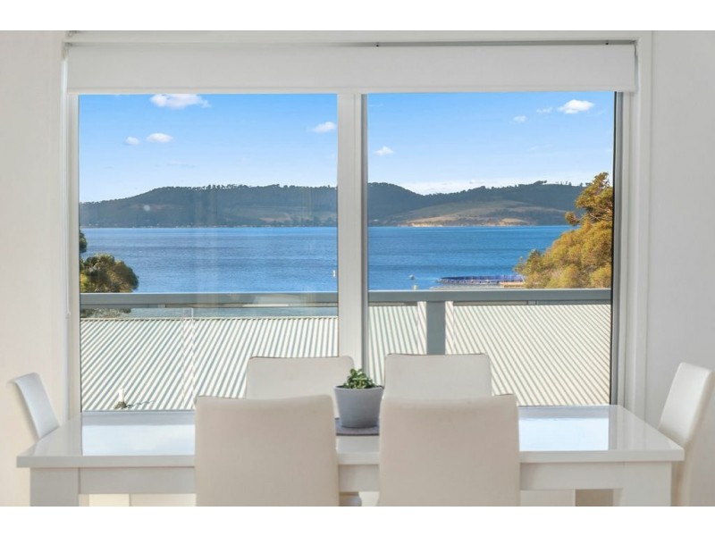 Unit 1/33 Staff Road, Electrona TAS 7054