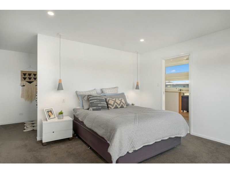 Unit 1/33 Staff Road, Electrona TAS 7054