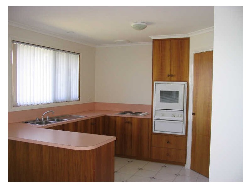 2/93 Beach Road, Margate TAS 7054