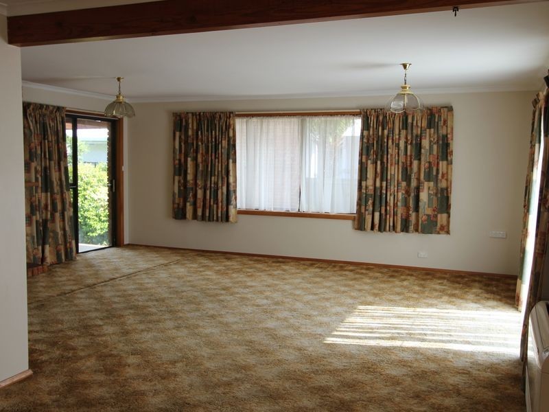 38 Ocean Esplanade, Blackmans Bay TAS 7052