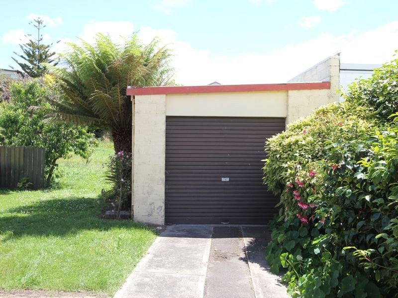 38 Ocean Esplanade, Blackmans Bay TAS 7052