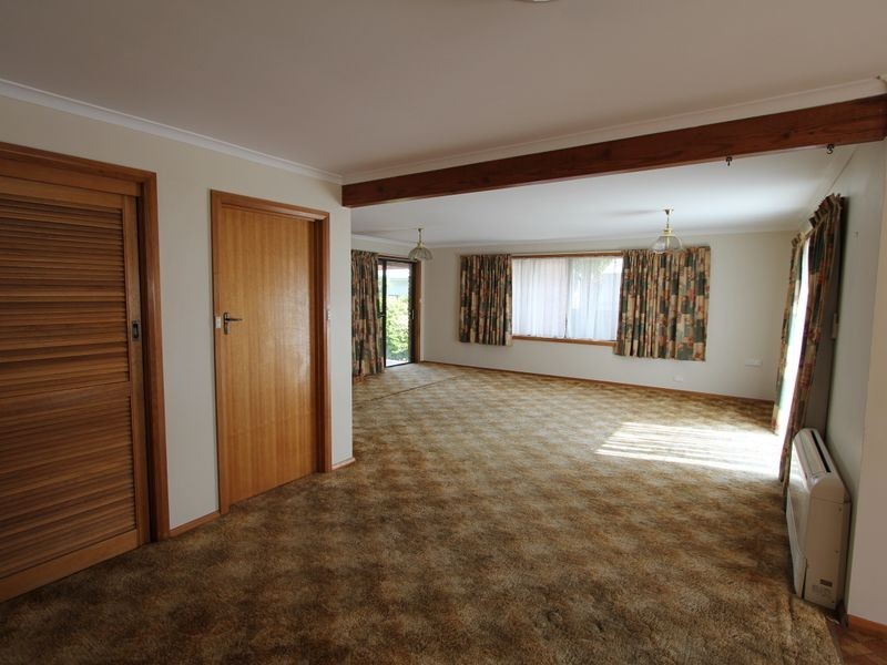 38 Ocean Esplanade, Blackmans Bay TAS 7052