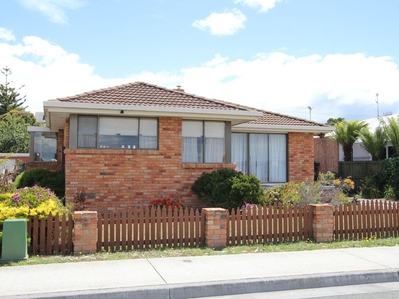 38 Ocean Esplanade, Blackmans Bay TAS 7052