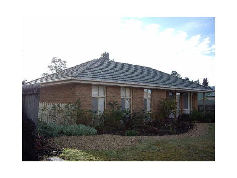 2 Sugarwood Court, Margate TAS 7054