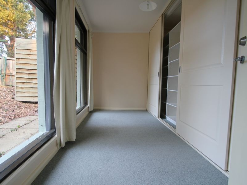 11 Wingara Road, Howden TAS 7054