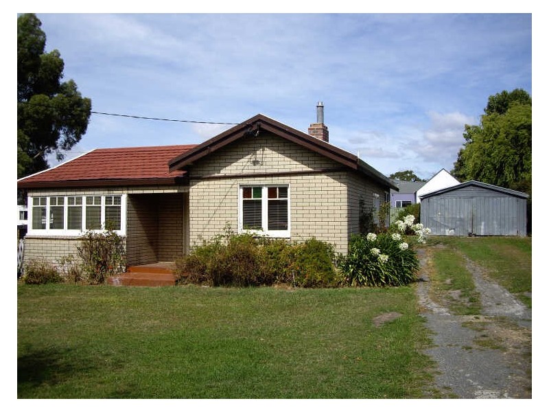13 Beach Road, Snug TAS 7054