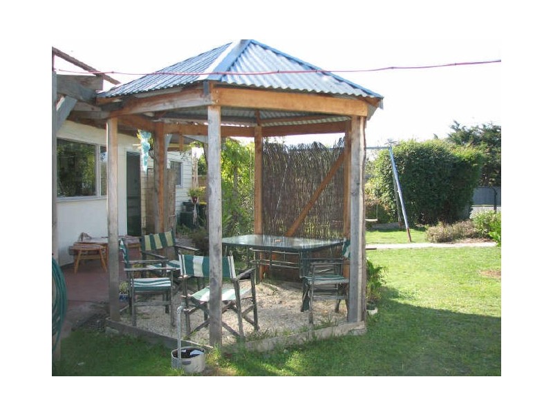 5 Beach Road, Snug TAS 7054