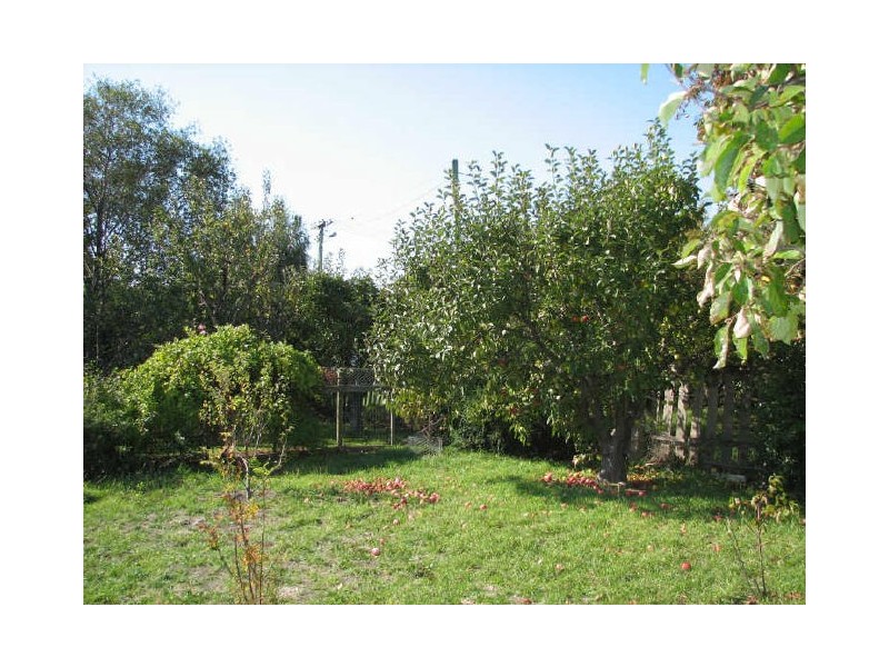 5 Beach Road, Snug TAS 7054