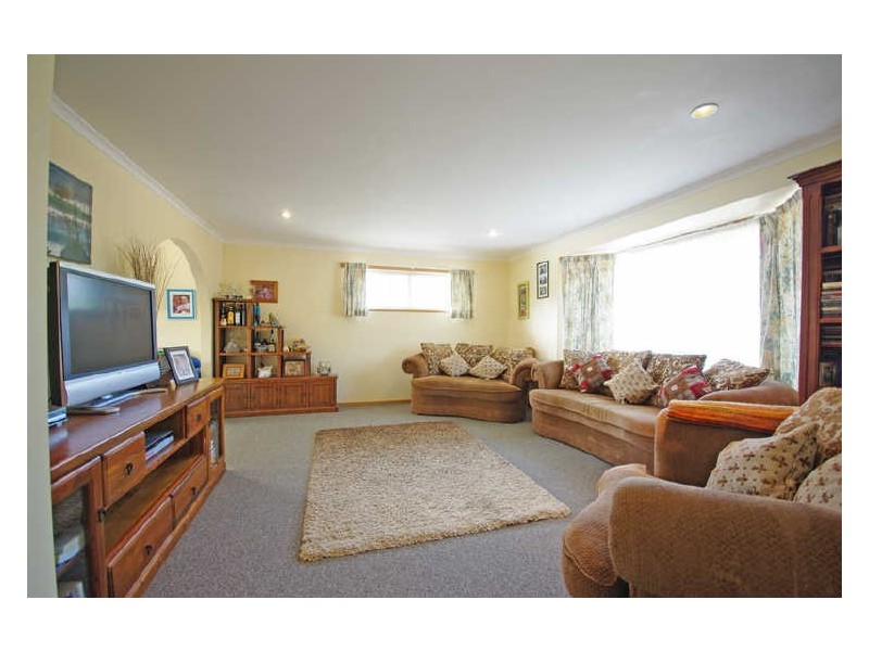 40 Burwood Drive, Blackmans Bay TAS 7052