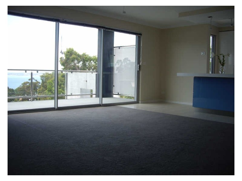 2/16-18 Sandra Drive, Blackmans Bay TAS 7052