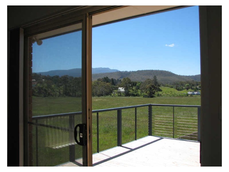 8 Citrus Drive, Margate TAS 7054