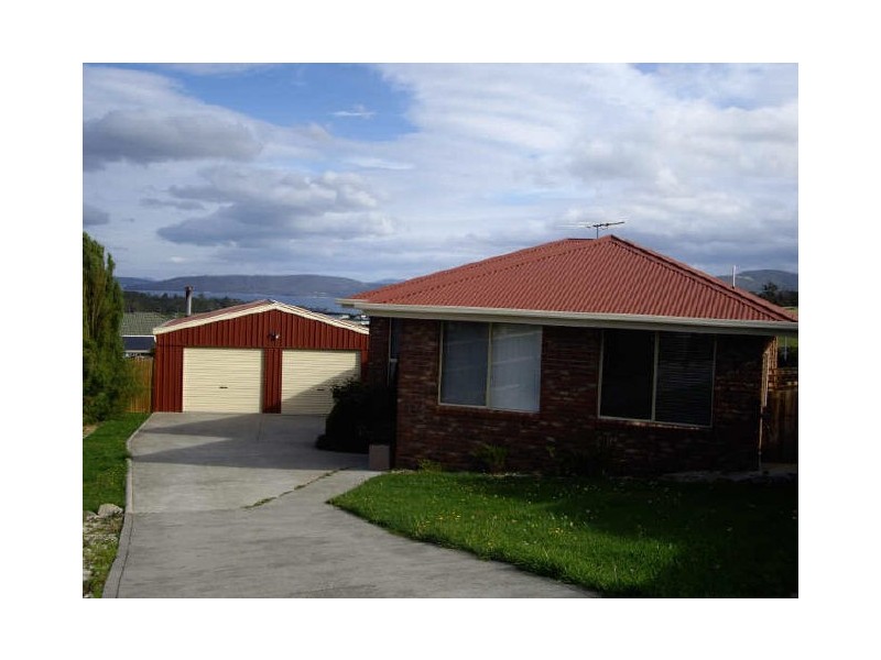 28 Mariner Circle, Huntingfield TAS 7055