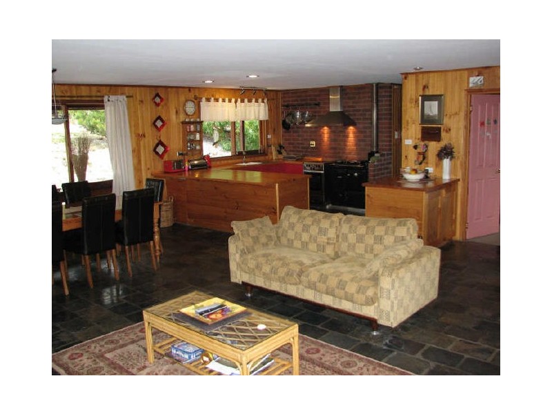 79 Maddocks Road, Kingston TAS 7050