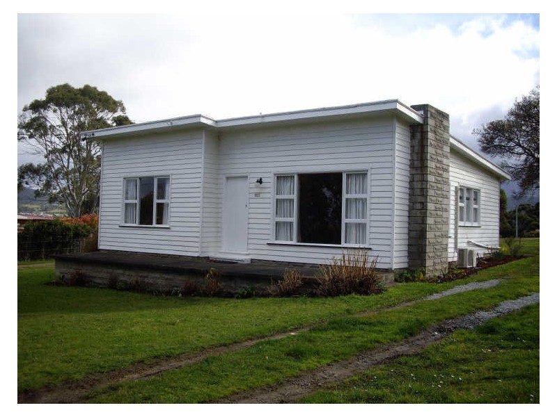 687 Channel Highway, Kingston TAS 7050