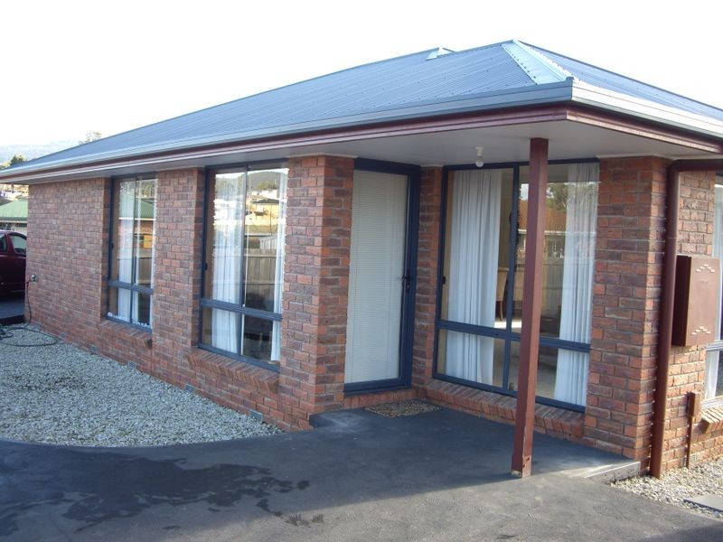 2/35 Lester Crescent, Kingston TAS 7050
