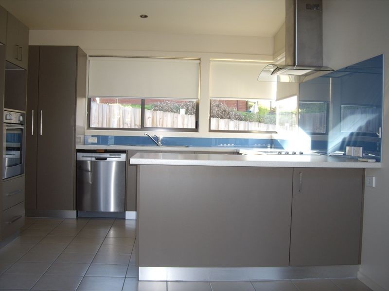 1/50 Whitewater Crescent, Kingston TAS 7050