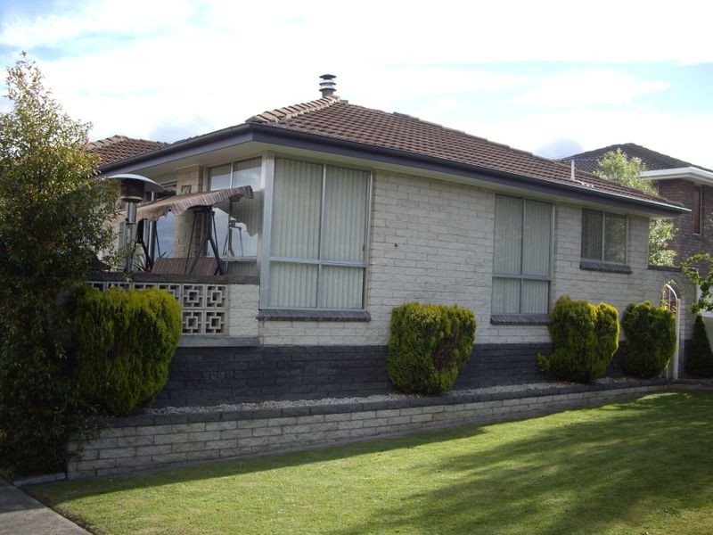 11 Melaleuca Drive, Blackmans Bay TAS 7052