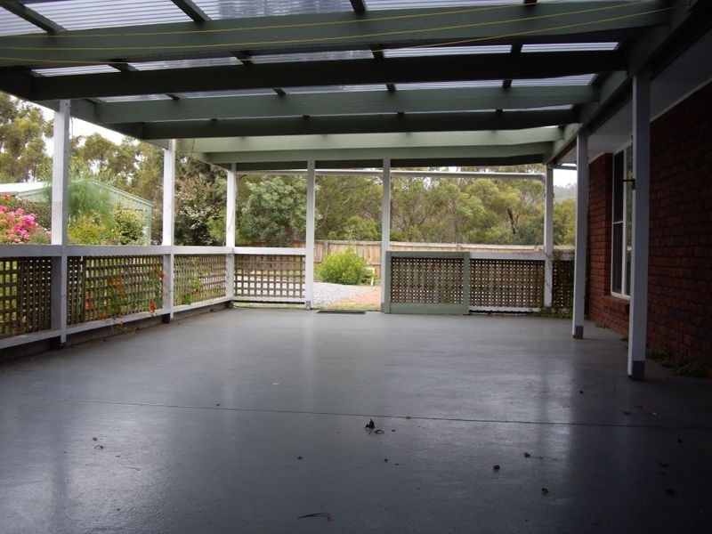 25 Burwood Drive, Blackmans Bay TAS 7052