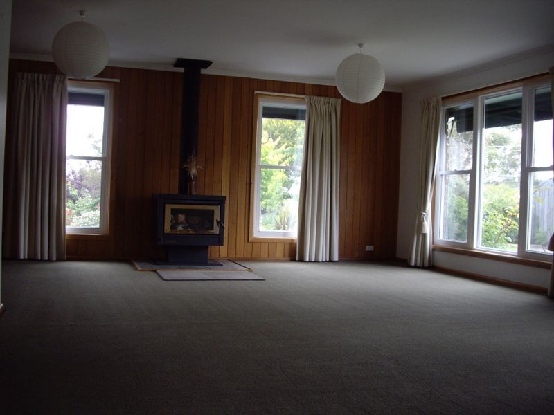 25 Burwood Drive, Blackmans Bay TAS 7052