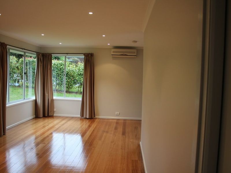 28 Woodlands Drive, Blackmans Bay TAS 7052