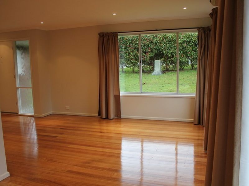 28 Woodlands Drive, Blackmans Bay TAS 7052
