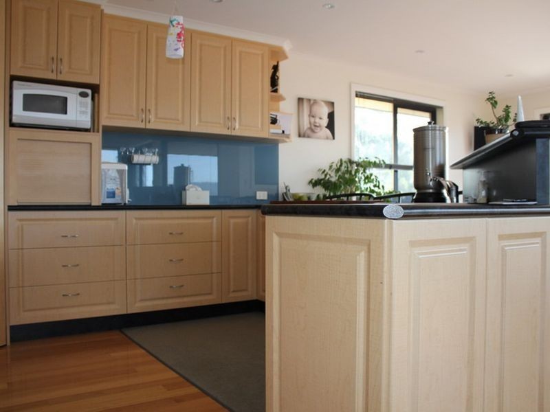27 Hillview Drive, Margate TAS 7054