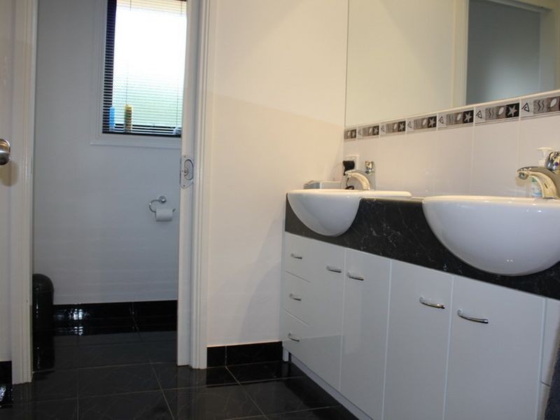 27 Hillview Drive, Margate TAS 7054