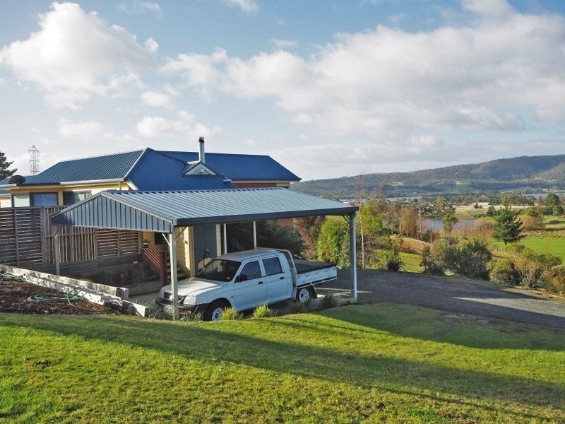21 Englefield Drive, Margate TAS 7054