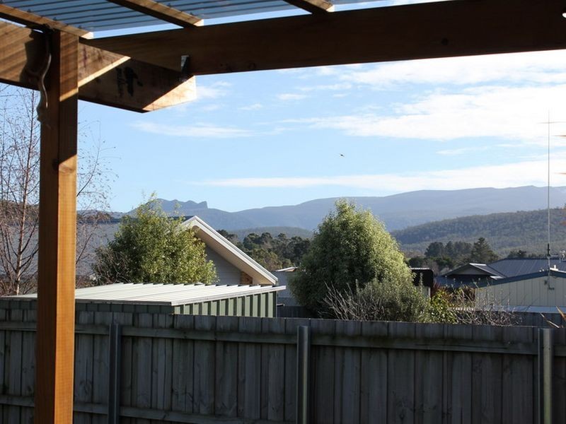 9 Crimson Drive, Margate TAS 7054