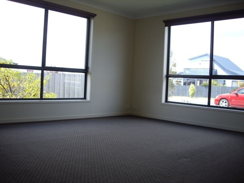 51 Dayspring Drive, Margate TAS 7054