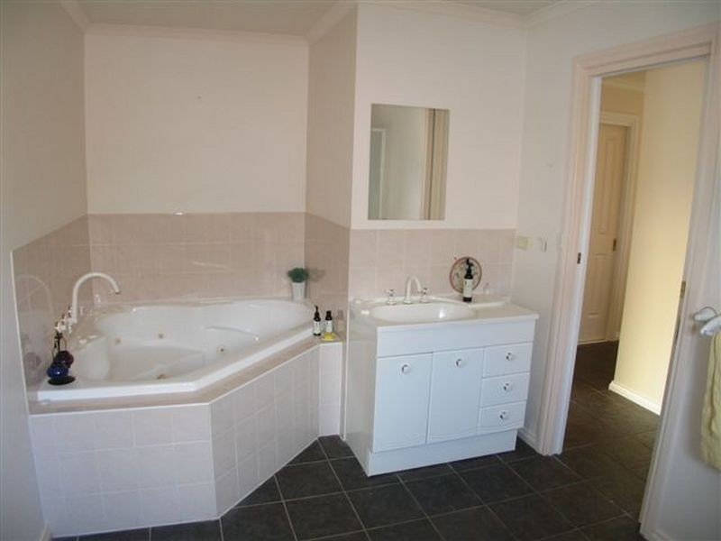 10 Glenbower Court, Margate TAS 7054