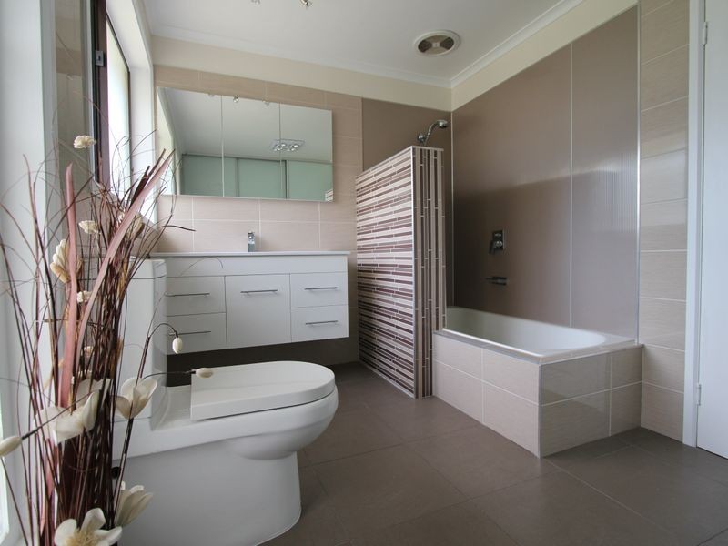 5 Angwin Court, Margate TAS 7054