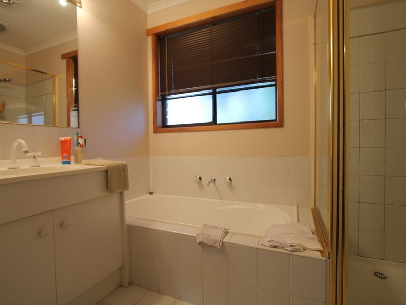 19 Browns Road, Kingston TAS 7050