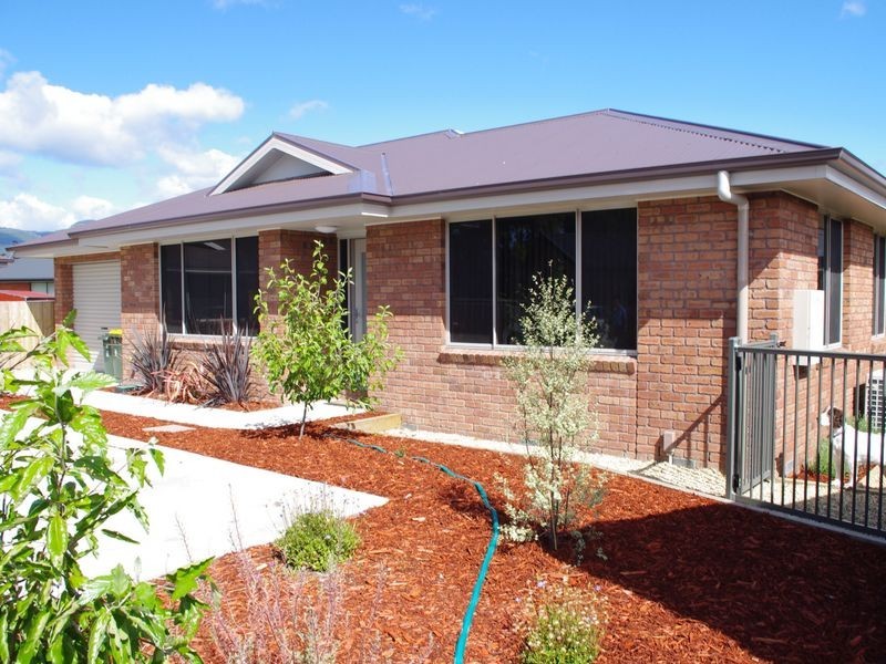 2/18 Hyssop Road, Margate TAS 7054