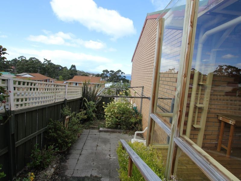 1/10 Opal Drive, Blackmans Bay TAS 7052