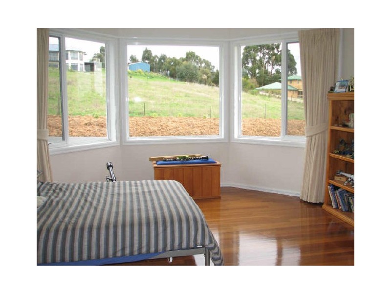 23 Hillview Drive, Margate TAS 7054