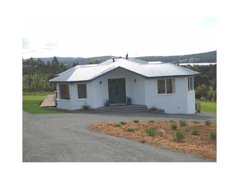 23 Hillview Drive, Margate TAS 7054