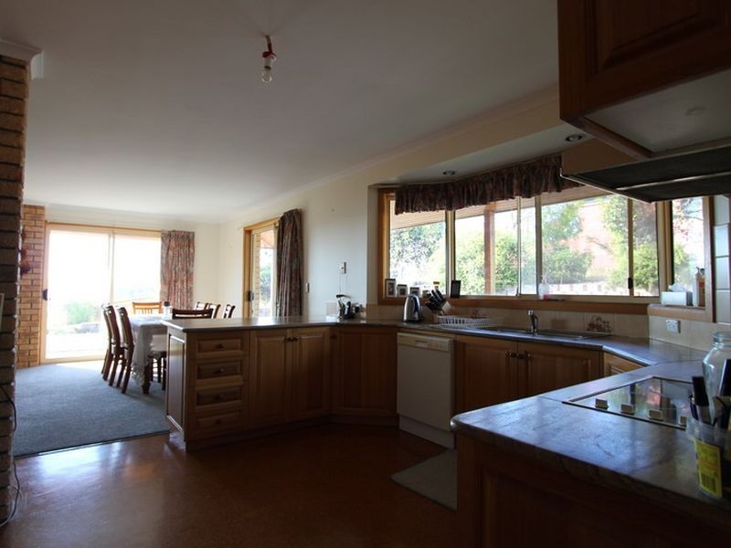 17 Saddle Road, Kettering TAS 7155