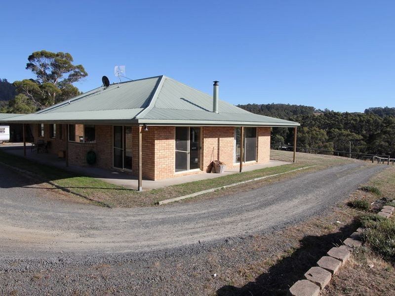17 Saddle Road, Kettering TAS 7155
