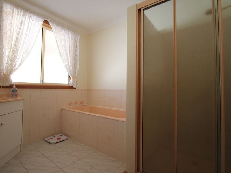 17 Saddle Road, Kettering TAS 7155