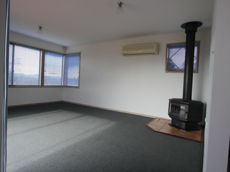 21 Englefield Drive, Margate TAS 7054