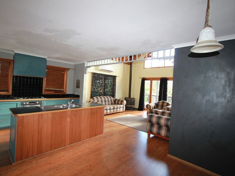 16 Beach Road, Margate TAS 7054