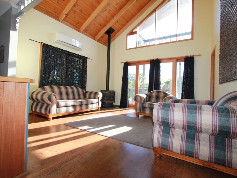 16 Beach Road, Margate TAS 7054