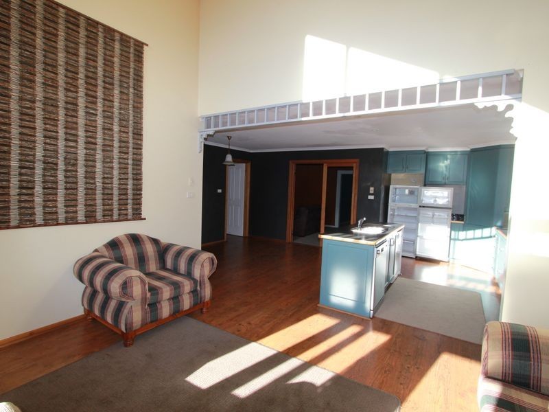 16 Beach Road, Margate TAS 7054